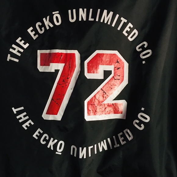 Men’s Ecko Unlimited windbreaker. Cool graphics 🖤 - Picture 3 of 7